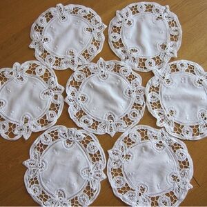 Vintage, Brand new, never used. Handmade Doilies Battenburg Lace Round doilies